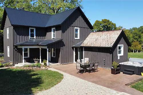 Bird Song vacation cabin in Hocking Hills, Ohio