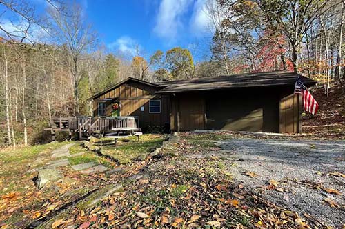 Buck Run vacation cabin in Hocking Hills, Ohio