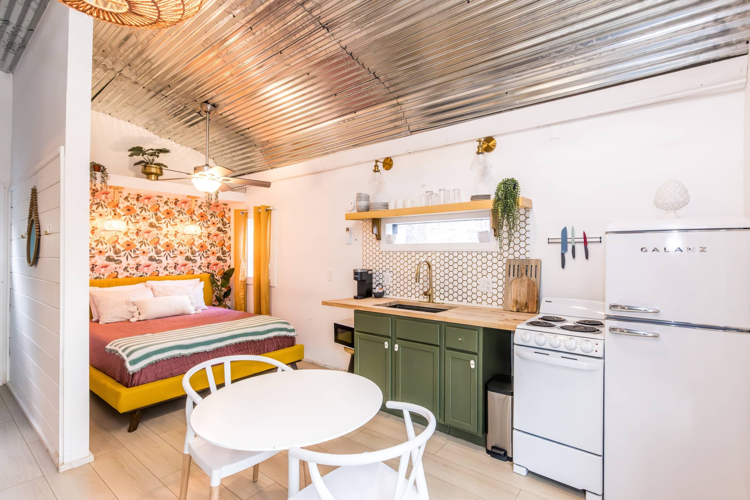 Jasper's Nook vacation cabin in Hocking Hills, Ohio