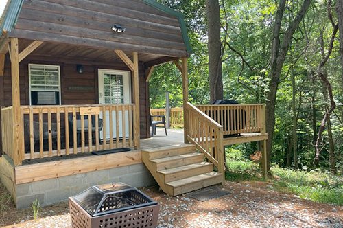 The Woodcock vacation cabin in Hocking Hills, Ohio