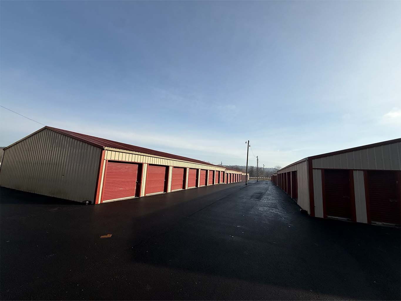 Exterior view of home at 1430 Hamburg Road SW Lancaster Ohio 43130